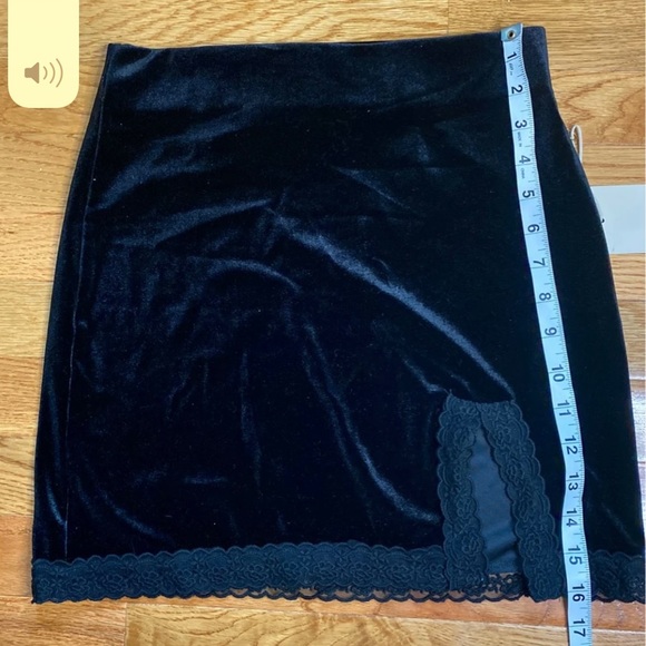 SOLD! Forever21 Suede mini skirt with split - Picture 5 of 7